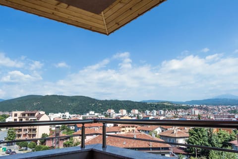 City View Apartment With 2 Bedrooms and Free Garage Condo in Blagoevgrad