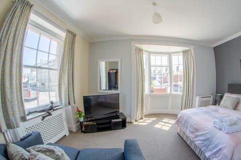 Olivers Guest House Bed and Breakfast in Weymouth