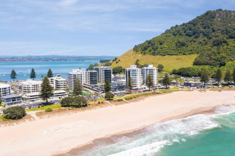 Property building, Mountain view, Sea view