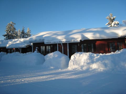 Property building, Winter