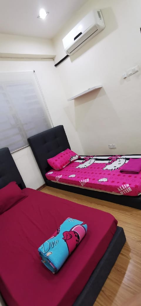 Nibong House 3R2B 6 Pax, Penang Bus Terminal, Pesta, Queensbay Mall Apartment in Bayan Lepas