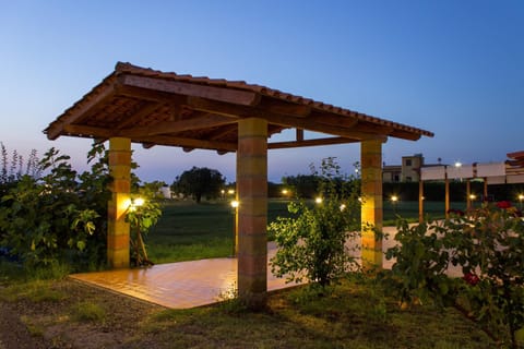 Facade/entrance, Bird's eye view, Garden