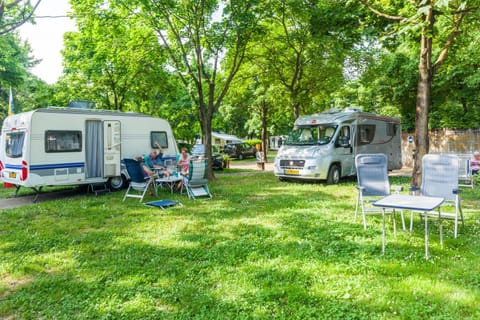 Camping Vicenza Campeggio /
resort per camper in Vicenza