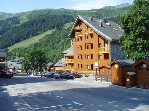 Duplex 5 pièces pour 10 pers. à Méribel, animaux admis - FR-1-411-658 Apartment in Les Allues