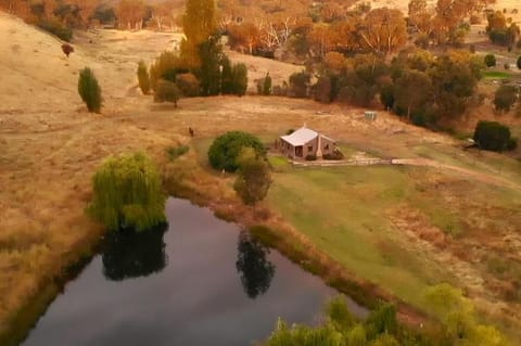 Baroona Cottage House in Mansfield