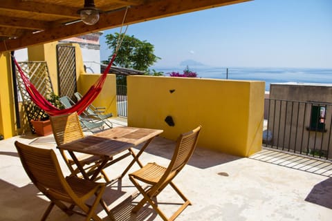 Patio, View (from property/room), Balcony/Terrace