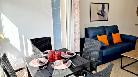 BONAIRE CELESTE 11 - Frente a la playa - Solo Familias Apartment in Safor