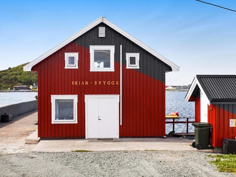 6 person holiday home in Brekstad House in Trondelag