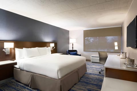 Delta Hotels by Marriott Detroit Metro Airport Hotel in Romulus