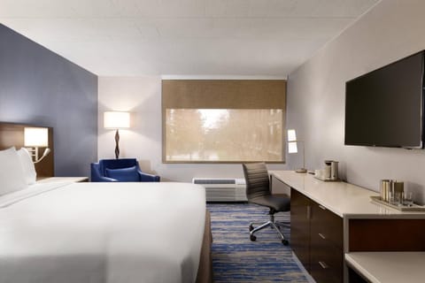 Delta Hotels by Marriott Detroit Metro Airport Hotel in Romulus