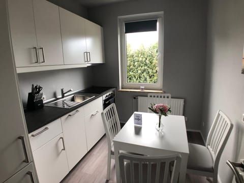 Sanierte 2-Zimmer Wohnung in strandnähe Condo in Kiel