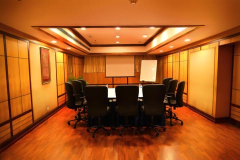 Business facilities, Banquet/Function facilities, Meeting/conference room