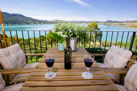Balcony/Terrace, Lake view