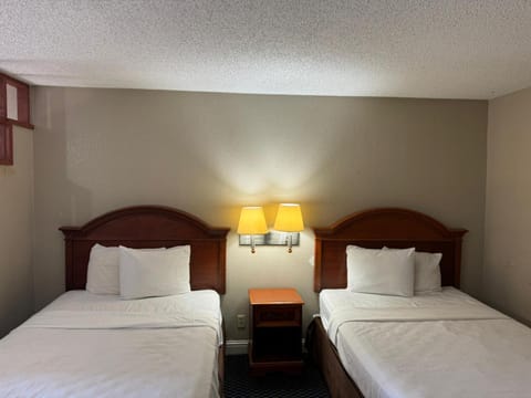 Homegate Studio and Suites San Antonio Motel in San Antonio