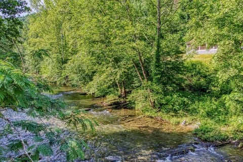 River Song Chalet in Sevier County