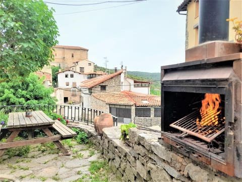 BBQ facilities, Balcony/Terrace