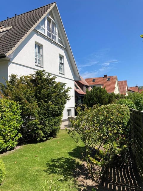 Bootshaus/ Holzdeck Apartment in Mecklenburg-Vorpommern, Germany