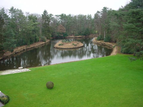 Garden, Lake view