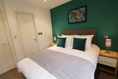 Heart of Leeds City Centre Living - Sleeps 6 Apartment in Leeds