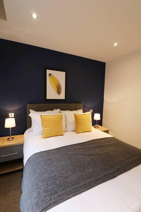 Heart of Leeds City Centre Living - Sleeps 6 Apartment in Leeds