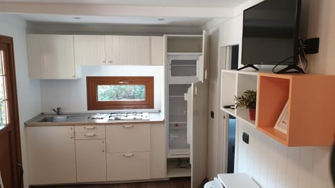 TV and multimedia, Kitchen or kitchenette