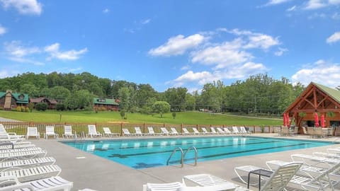 Berg Stuga Chalet in Sevier County