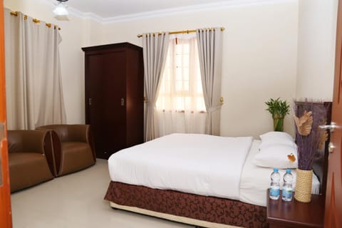 Jarzez Hotel Apartments Al Hail Condo in Muscat