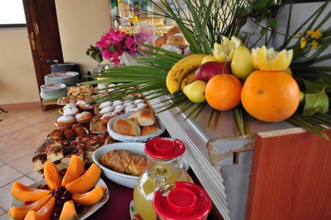 Rooms and Breakfast Zefiro Alojamiento y desayuno in San Vito Lo Capo