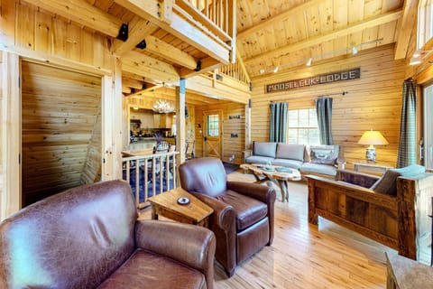 Mooseleuk Lodge Haus in Beaver Cove