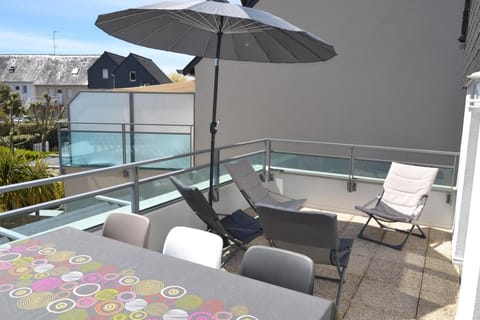 REF 122 Appartement 4 pièces pour six personnes avec piscine et cours de tennis Port Crouesty ARZON Eigentumswohnung in Arzon