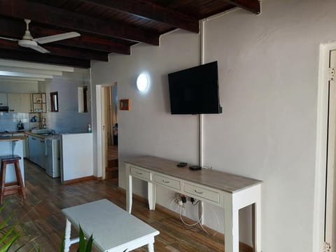 TV and multimedia, Kitchen or kitchenette