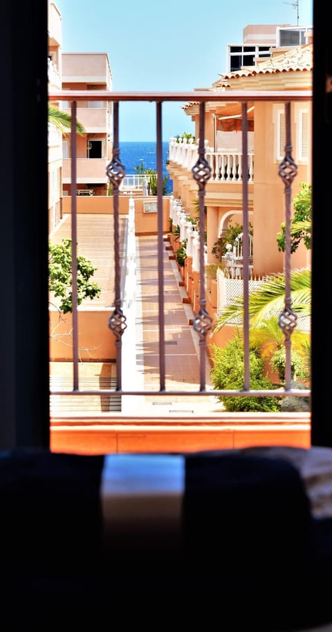 Victoria Family Apartman Tenerife Apartment in Costa del Silencio