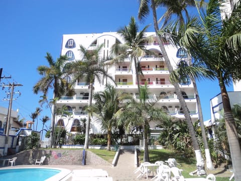 Property building, Facade/entrance, Day, Pool view, Swimming pool