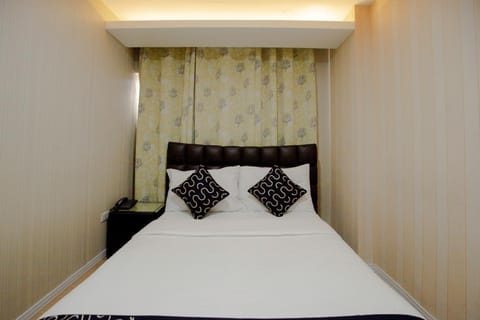Newgrange Condotel Hotel in Quezon City
