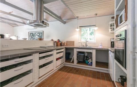 Pet Friendly Home In Aakirkeby With Kitchen House in Bornholm