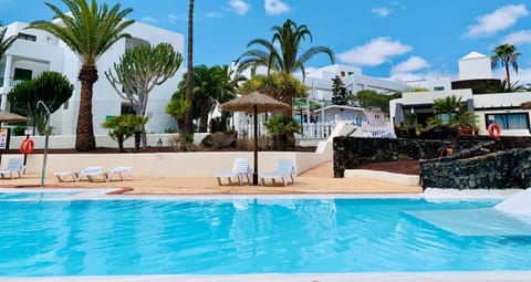 Balcony/Terrace, Swimming pool