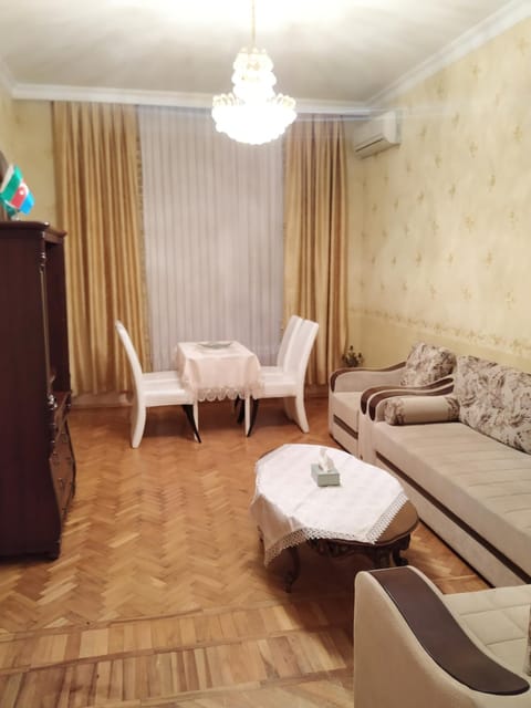 Between 28may Metro station and National Boulevard Seaside Park Appartement in Baku