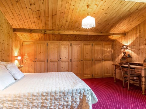 Chalet 10 pers à La Clusaz - 5 ch - Calme - Cheminée - Animaux admis - Parking - FR-1-437-73 Chalet in La Clusaz