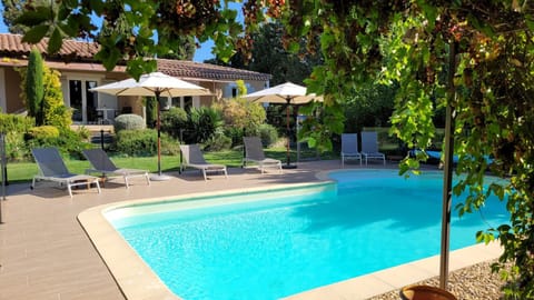 Mas des Marguerites Bed and Breakfast in Arles