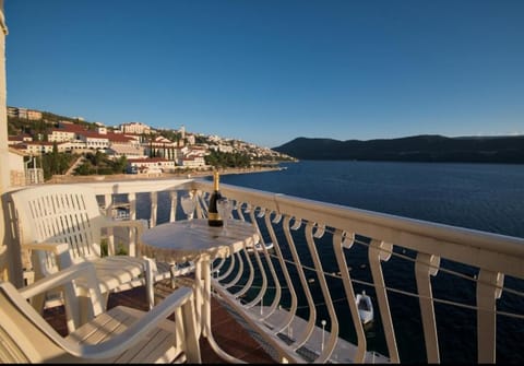 Apartmani Leženić M Bed and Breakfast in Neum