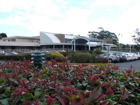 Facade/entrance, Garden