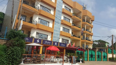 Résidences hôtelières Micheline et Emile BASTOS Apartment hotel in Yaoundé
