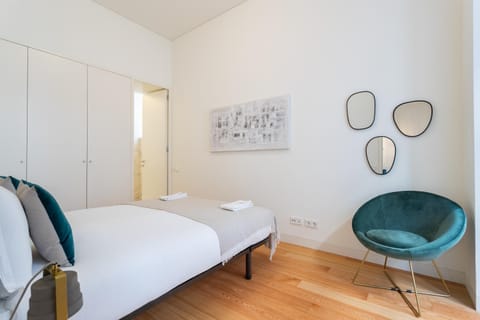 FLH Chiado Modern Apartment Condo in Lisbon