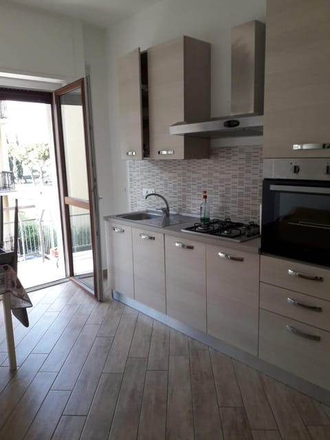 Appartamento condominio Paola Apartamento in Diano Marina