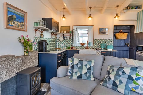 Finest Retreats - Cosy Mousehole Cottage With Sea Views Casa in Mousehole