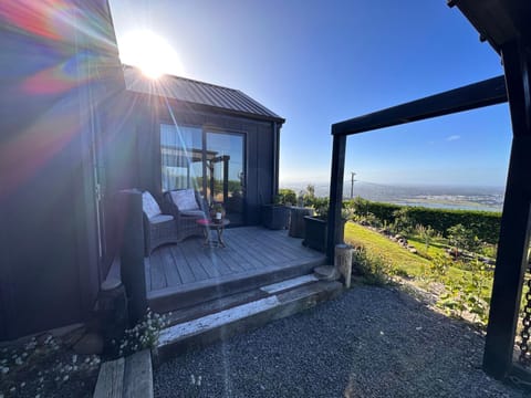 Patio, City view, Lake view, Sea view