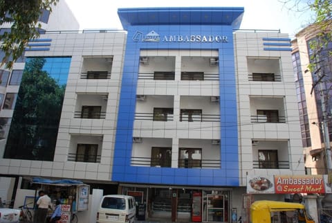 Property building, Facade/entrance