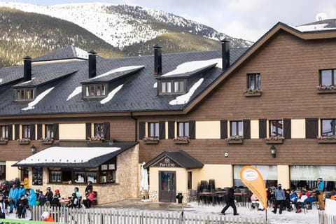 Property building, Day, People, Natural landscape, Winter, Mountain view