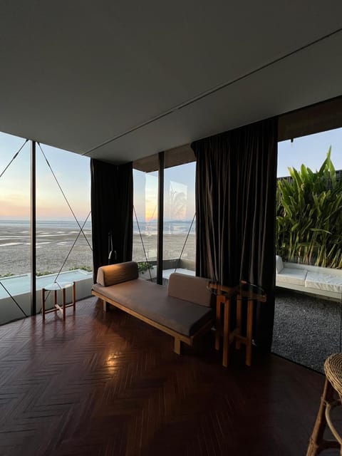 DEEPSPACE cabin on Quiet Beach Cabin in Sala Dan