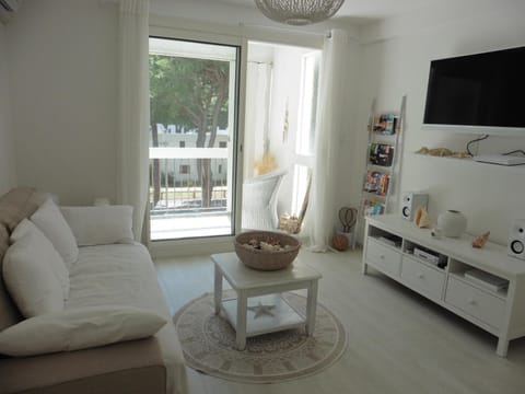Agréable Appartement Proche Plage - Linge de lit et Toilettes en option Apartment in La Grande-Motte